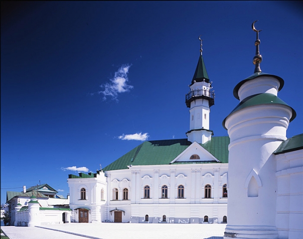 VIII Всероссийская казанская исламская книжная выставка-ярмарка открывается в Казани