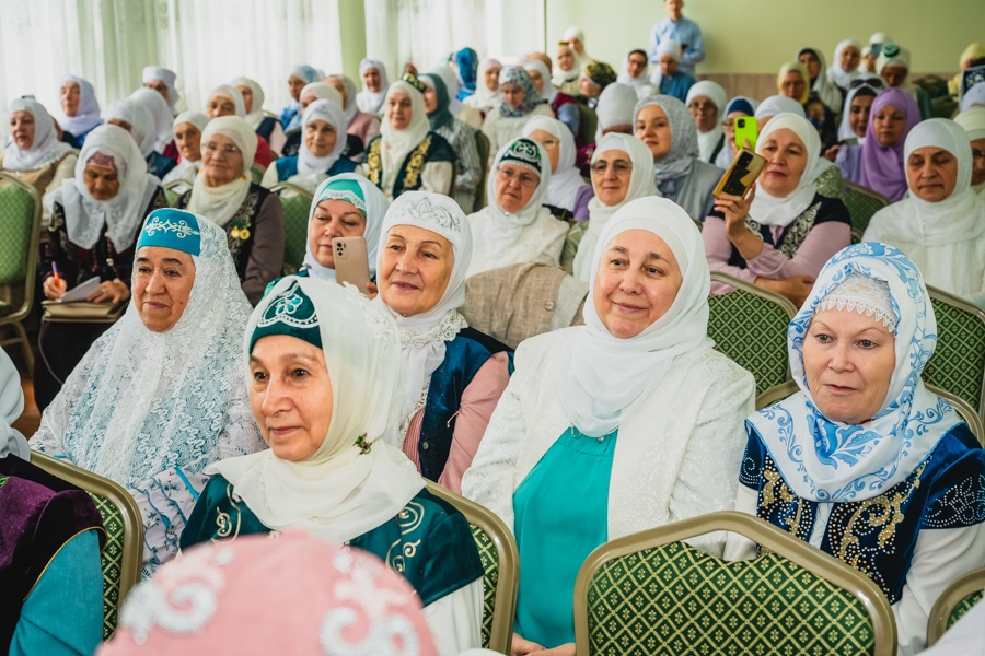 Казанда III Татар абыстайлары форумы узачак